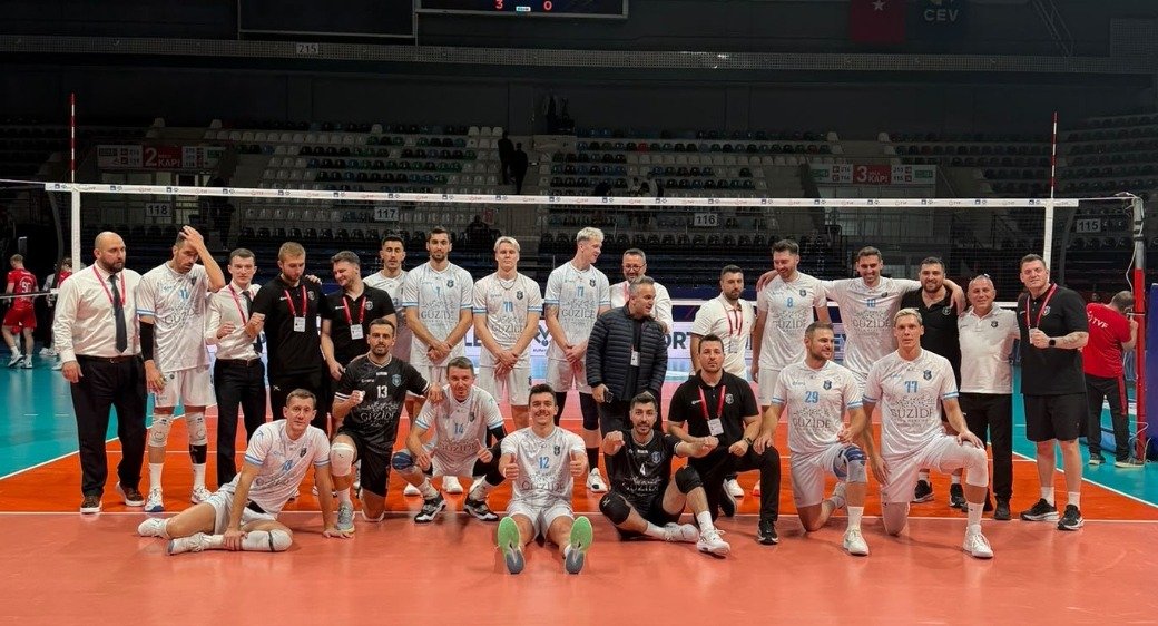 Gebze Belediyespor Axa Sigorta Kupa Voley’de Çeyrek Finalde