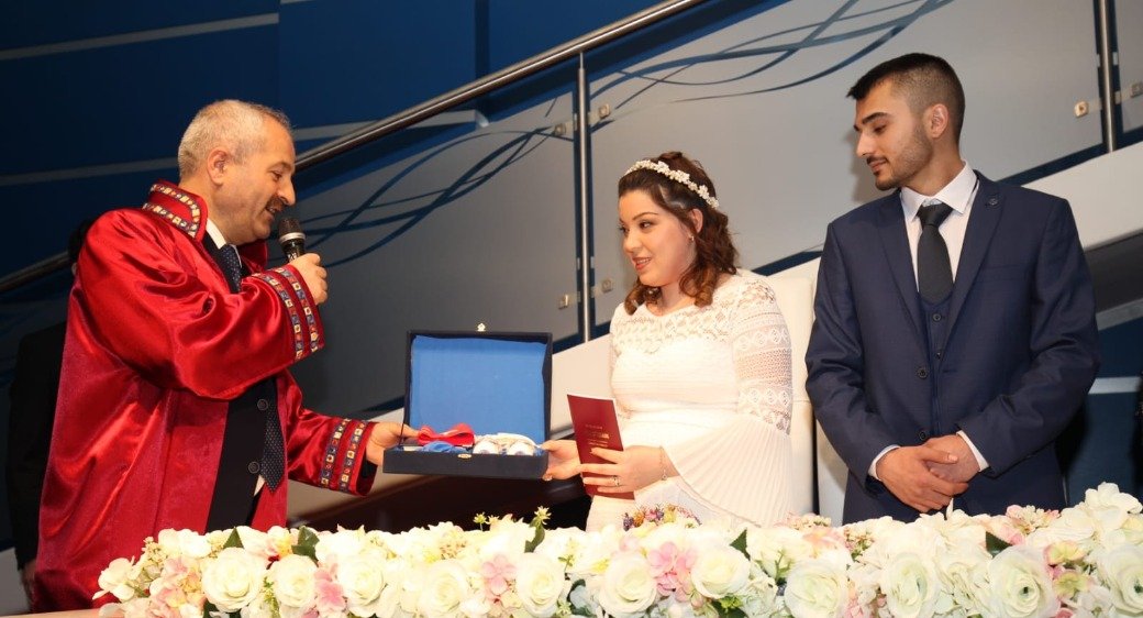Başkanlar 14 Şubat’ta Nikah Kıydı