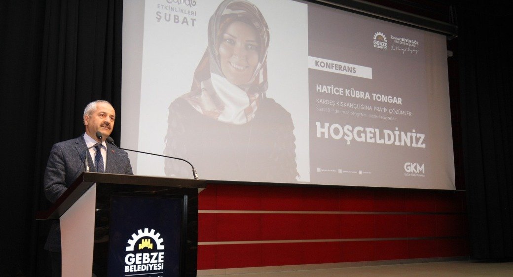 Hatice Kübra Tongar Gebzelilerle buluştu
