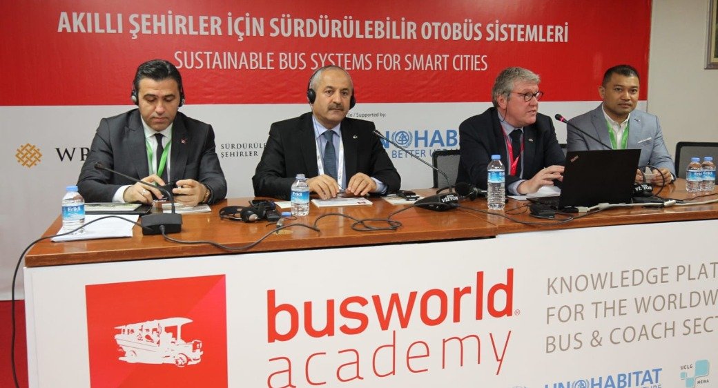 Başkan Büyükgöz Akıllı Şehircilik Konferansında