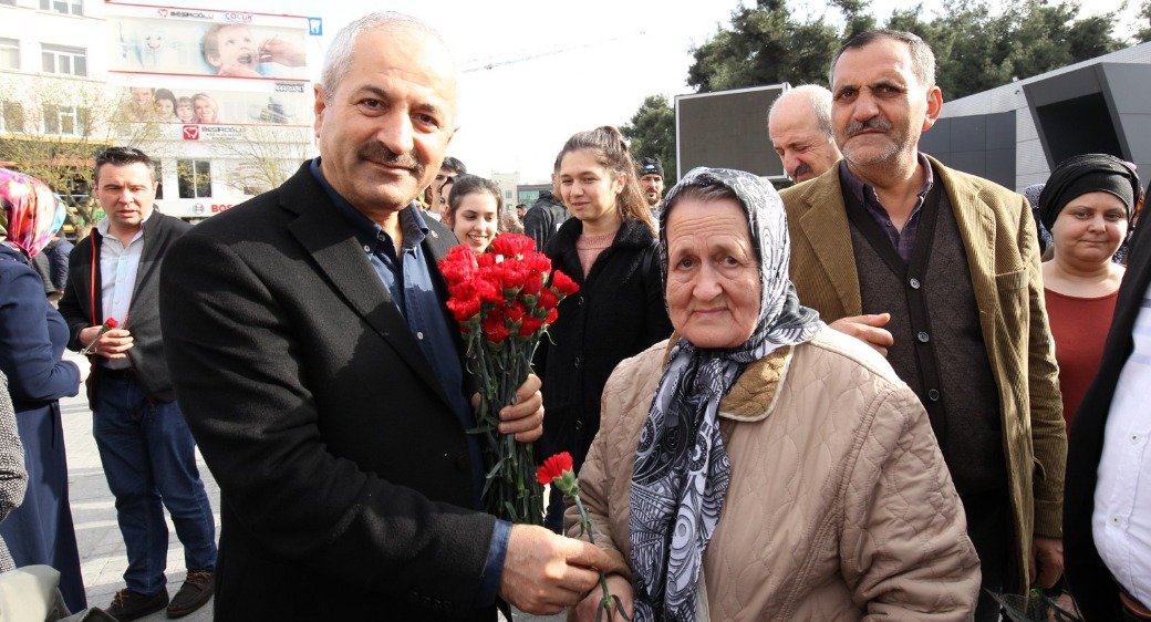 Başkan Büyükgöz kadınlar gününü kutladı