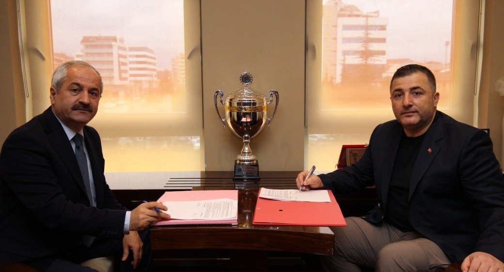 Gebze’de İmzalar Atıldı