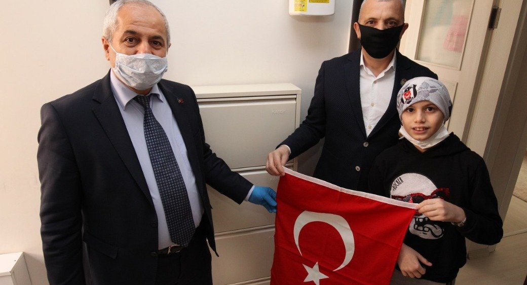 Başkan Büyükgöz’den Gazi Çocuklarına Hediyeler