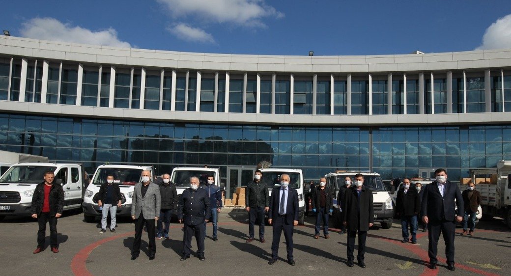 Konvoyu Başkan Büyükgöz Uğurladı İhtiyaç Sahiplerine Ramazan Erzağı