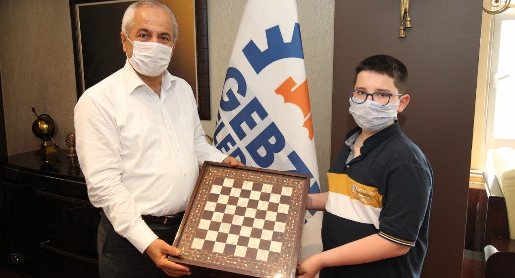 Başkan Büyükgöz LGS Birincisini Ağırladı