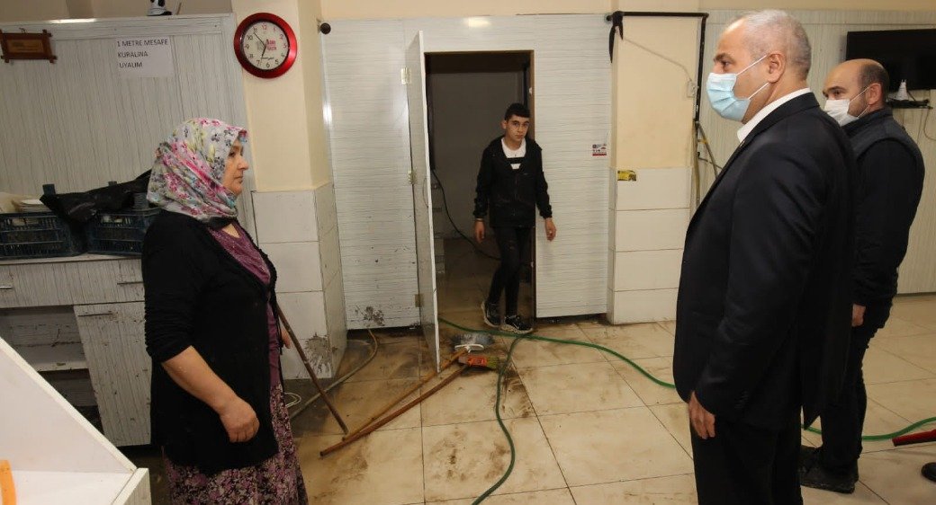 Başkan: Tüm imkanlarımızla  hemşerilerimizin yanındayız