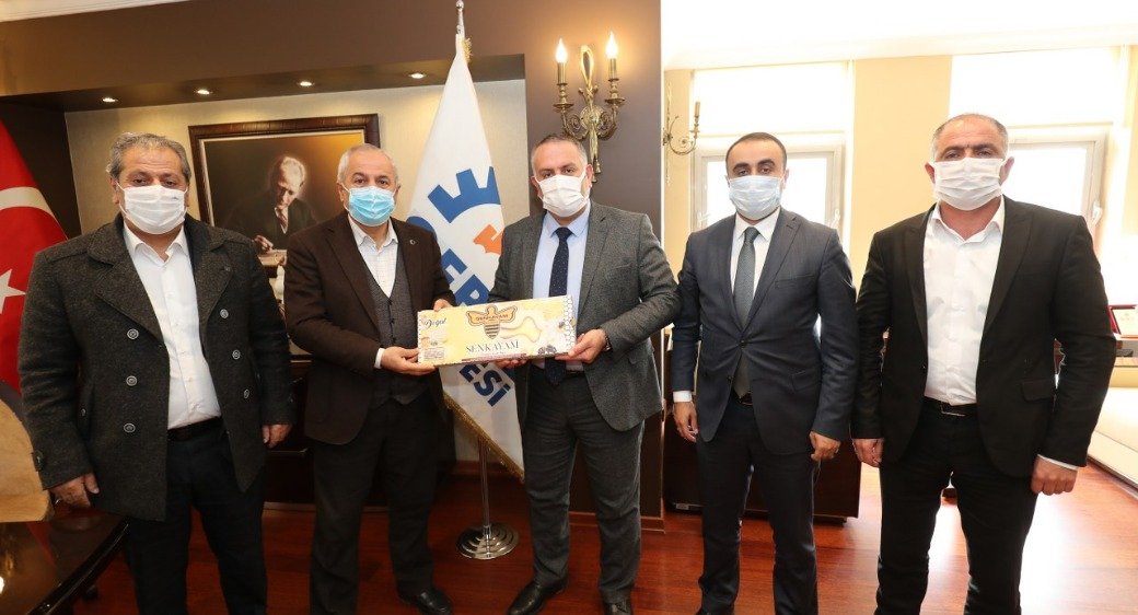 Başkan Büyükgöz’e Şenkaya’dan Konuk heyet