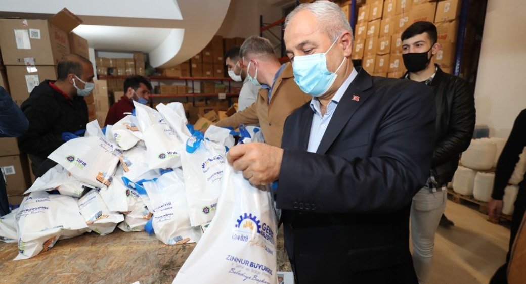 Başkan Büyükgöz AK Gençlerle Kapı Kapı Dolaştı