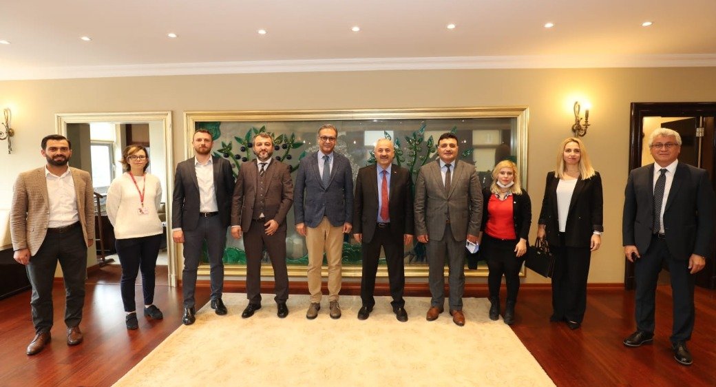 Çevreci kurumlara teşekkür belgesi Başkan Büyükgöz’den