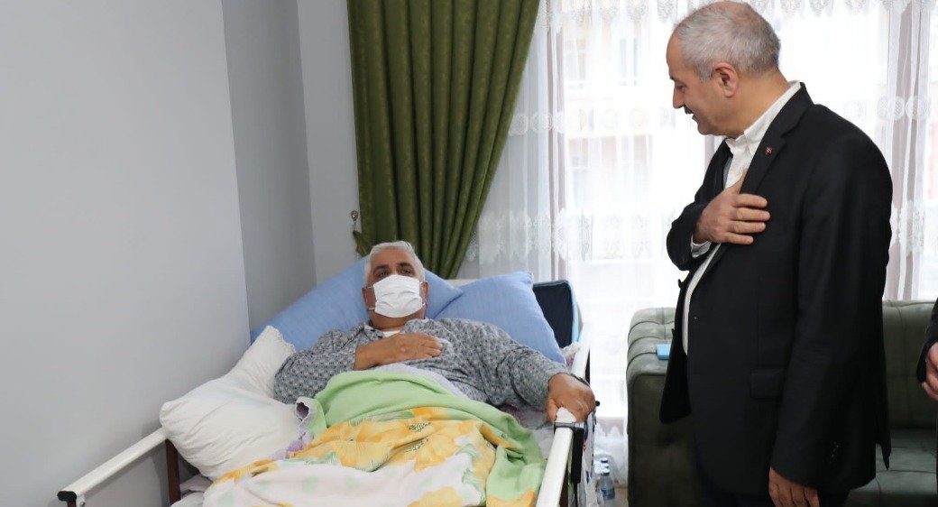 Başkan Büyükgöz’den  işçilere moral ziyareti