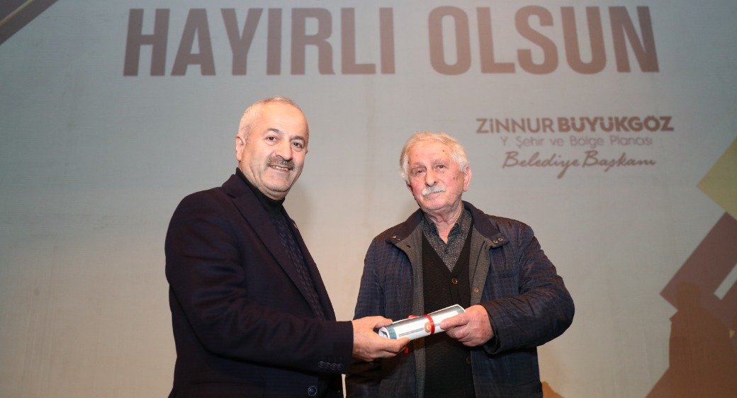 Tavşanlı’da Hak Sahipleri Tapularına Kavuştu