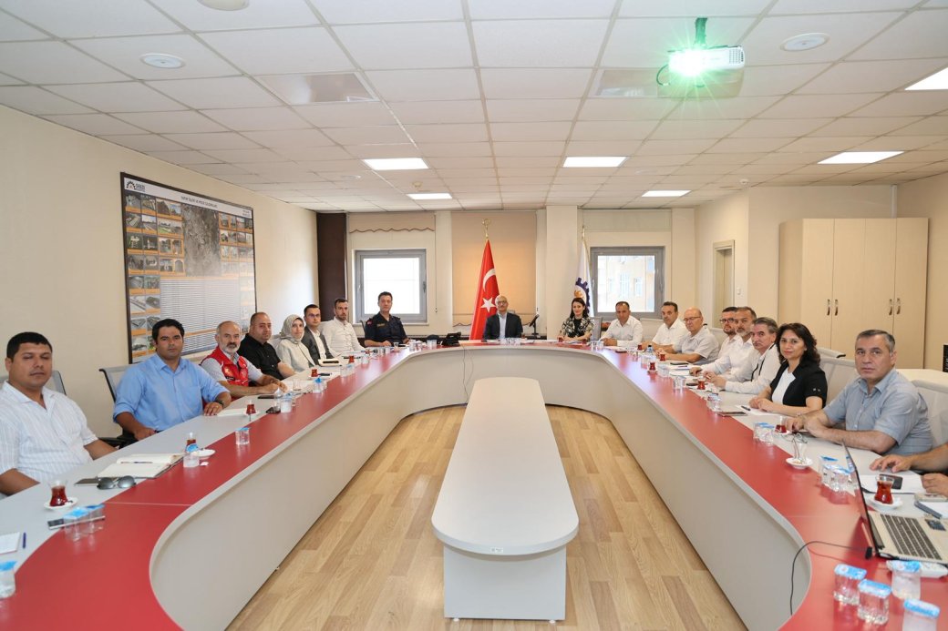 Kaymakam Özyiğit Kurum Müdürlerini Topladı