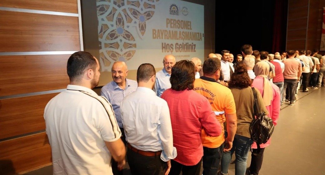 Başkan Büyükgöz, Mesai  Arkadaşlarıyla Bayramlaştı