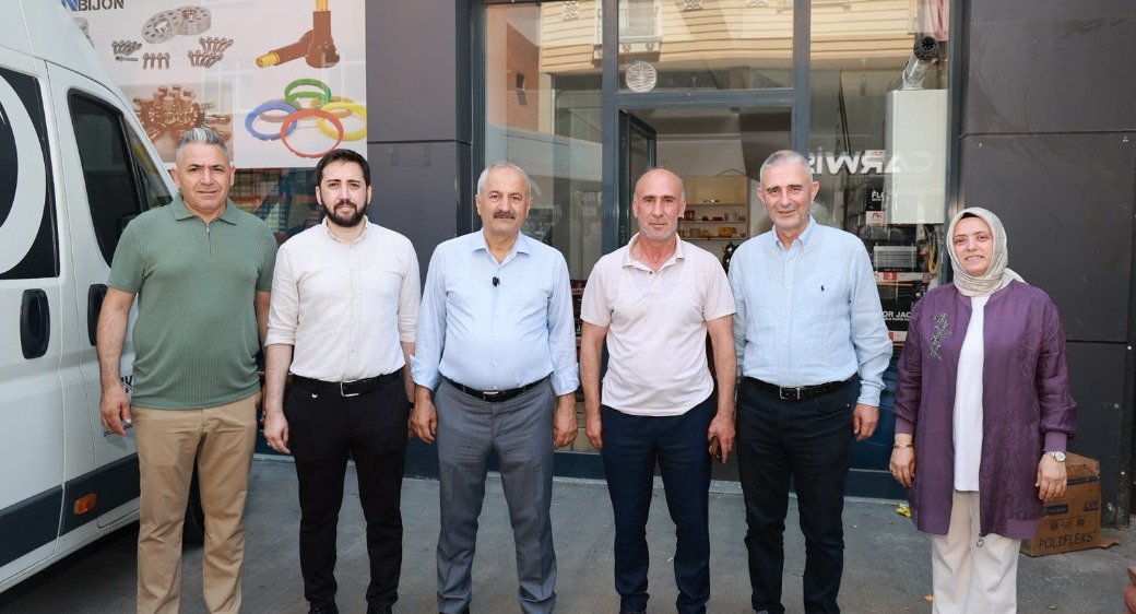 Arapçeşme’de Esnafla İstişare: Beş Başkan Namık Kemal Caddesi’ndeydi
