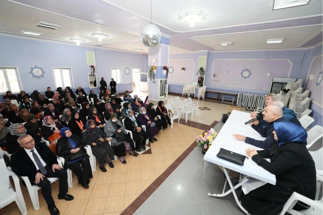 Başkan Adayı Büyükgöz Cumaköy’ü Turladı