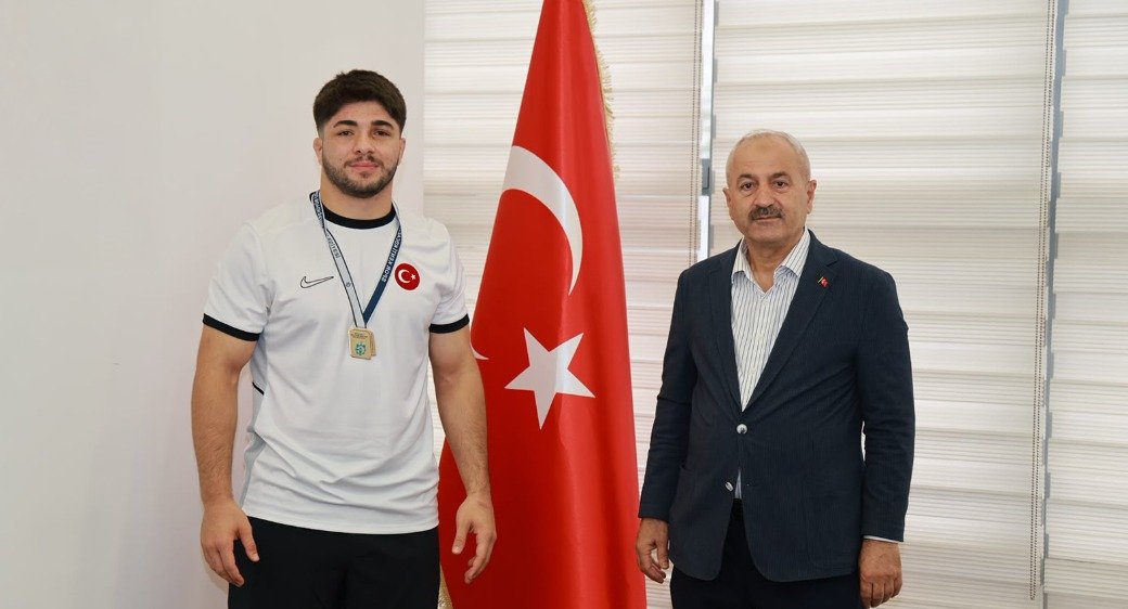 Gebze Belediyesi Sporcusu Akdeniz Oyunları'nda Türkiye'yi Temsil Edecek