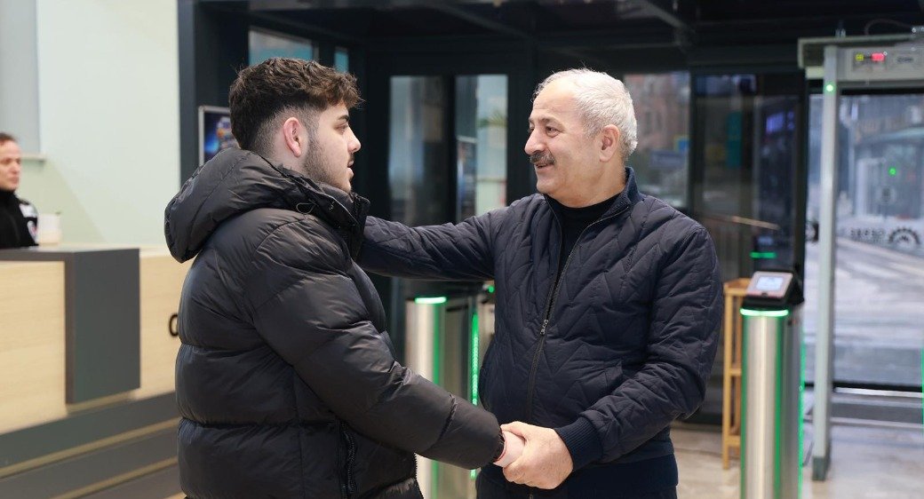 YKS Deneme Sınavı Öncesi Başkan Büyükgöz Gençlerle Bir Araya Geldi