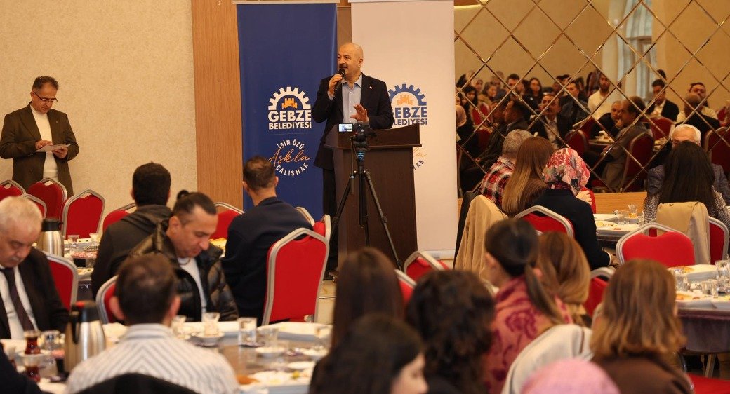 Başkan Büyükgöz Öğretmenlerle Bir Araya Geldi