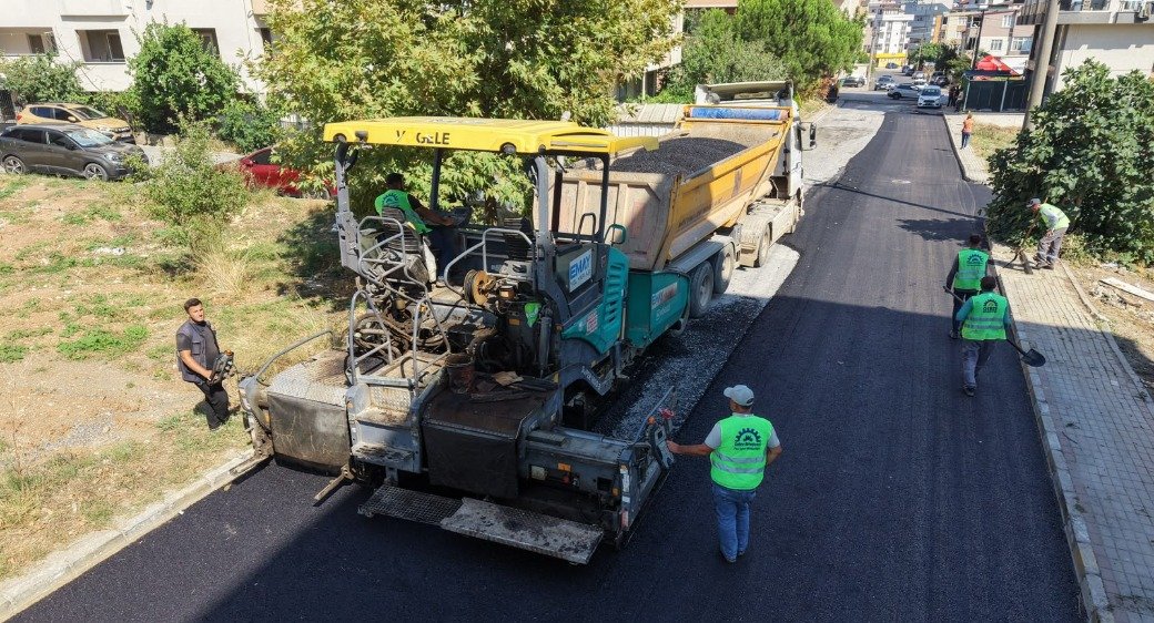 Gebze Belediyesi Asfalt Serim Çalışmalarına Devam Ediyor
