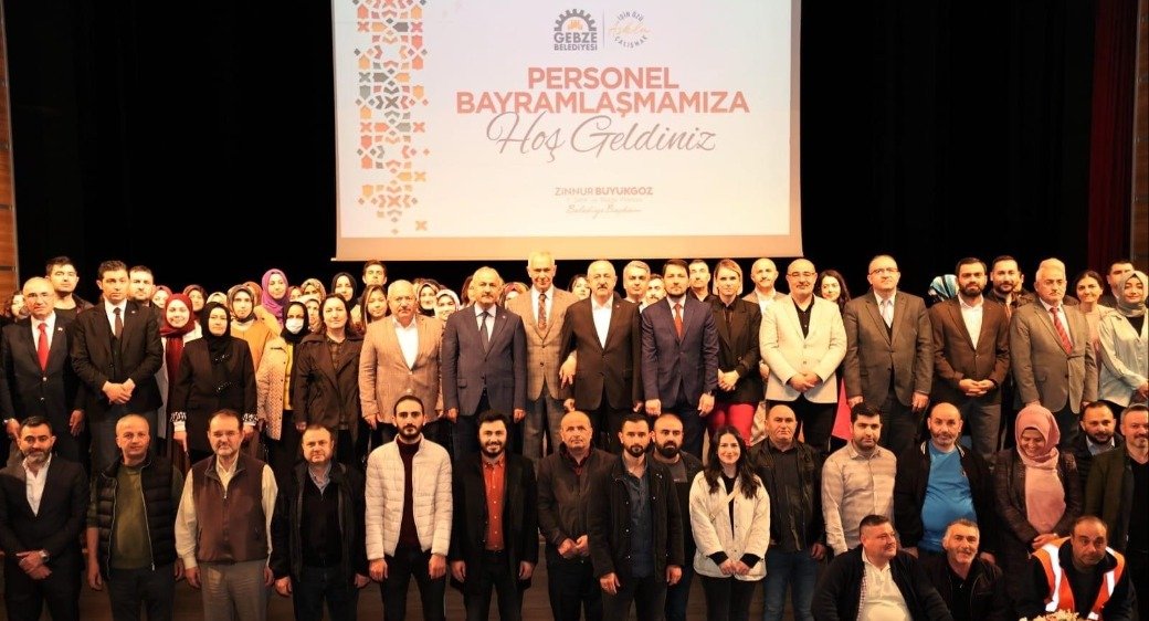 Başkan Büyükgöz, Mesai Arkadaşlarıyla Bayramlaştı