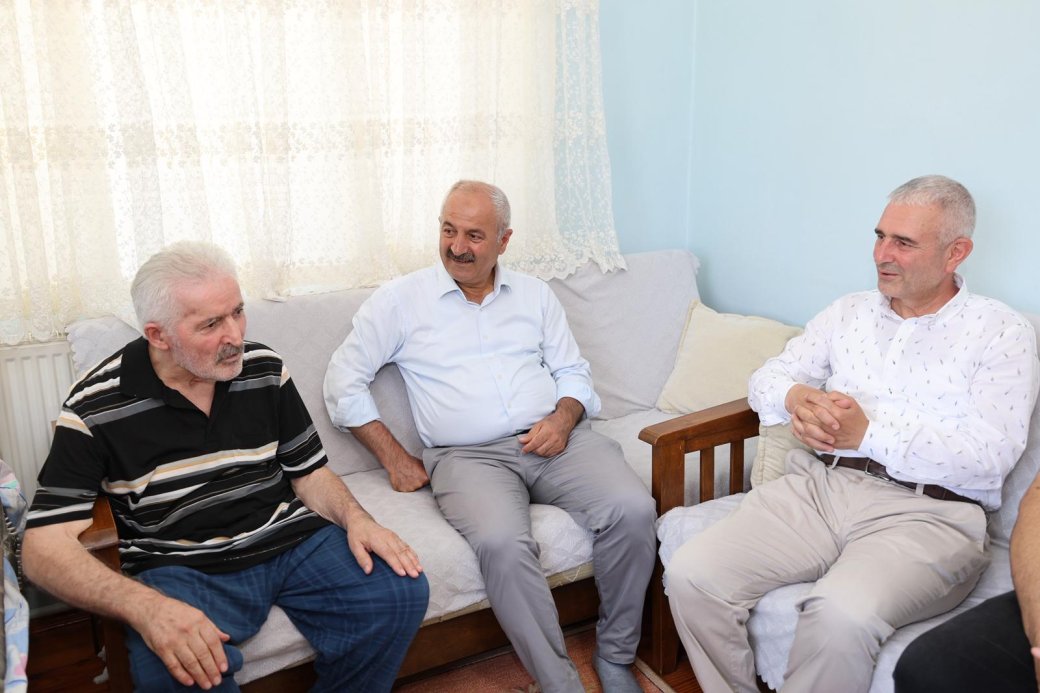 BAŞKAN BÜYÜKGÖZDEN KIBRIS GAZİSİNE ZİYARET