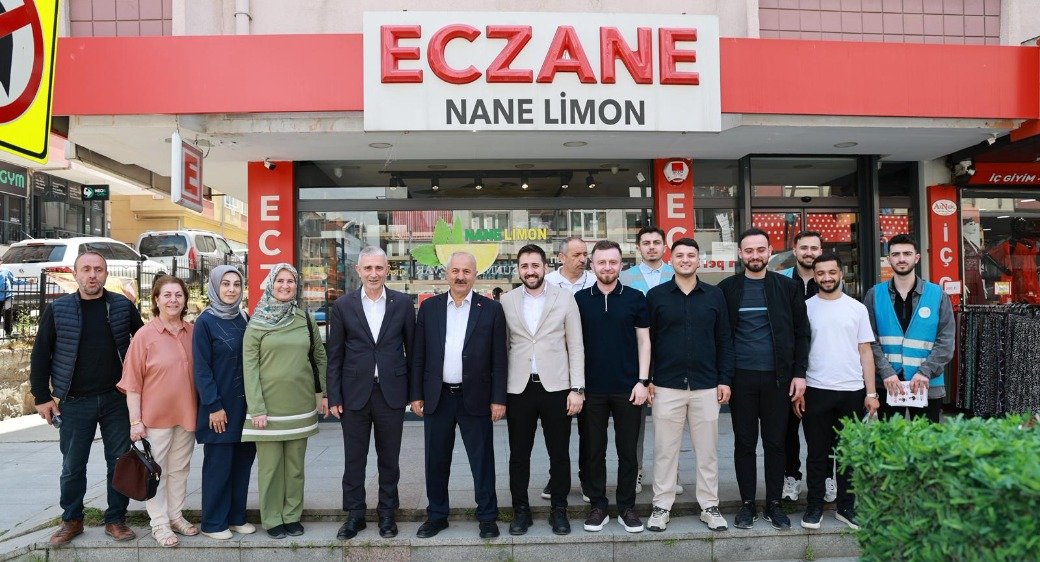 Gebze Belediye Başkanı Zinnur Büyükgöz Osman Yılmaz Mahallesi’nde Esnafla Buluştu