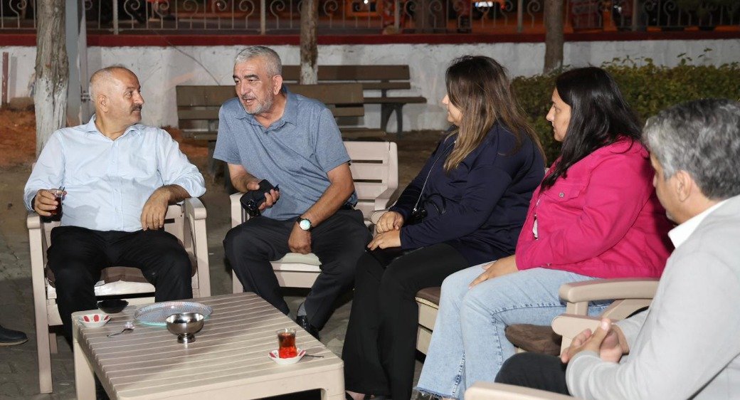 Başkan Büyükgöz Mollafenarili Vatandaşlarla Çay Sohbetinde Buluştu