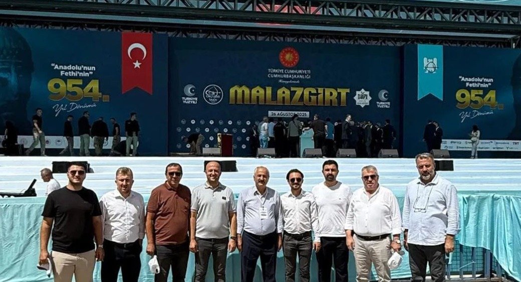 Başkan Büyükgöz, Malazgirt Zaferi’nin 954. Yıl Dönümü Kutlamalarına Katıldı