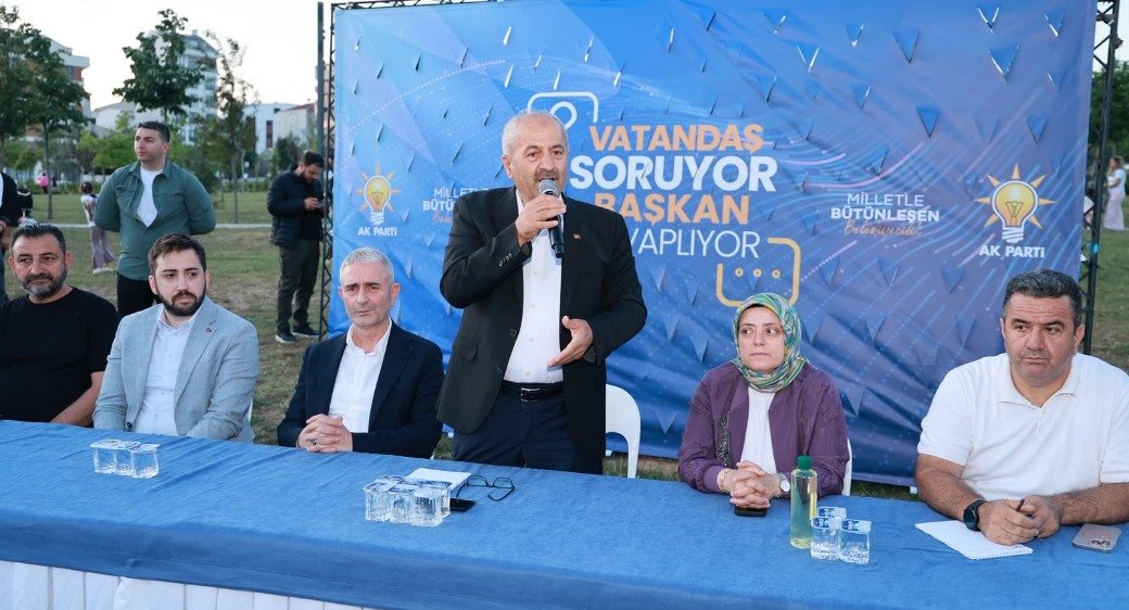 “Vatandaş Soruyor, Başkan Cevaplıyor” Programı Gebze Millet Bahçesi’nde Gerçekleştirildi