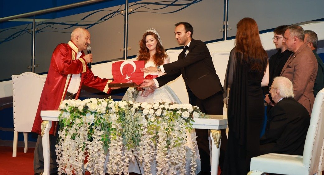 Başkan Büyükgöz, Sultan II. Abdülhamid Han’ın Torununun Nikahını Kıydı