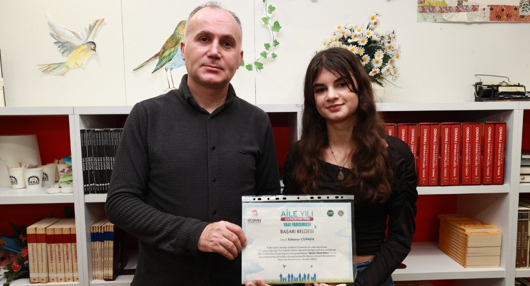 Bir Öyküsün Sen Atölyesinden Türkiye Birinciliği Gururu