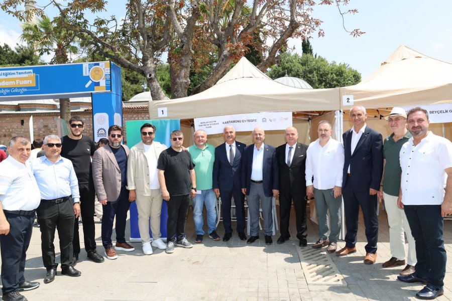 Gebze’de Mesleki Eğitim Tanıtım ve İstihdam Fuarı Açıldı