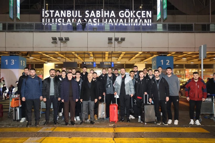 Gebze’nin Şampiyon Efelerini Başkan Büyükgöz Karşıladı