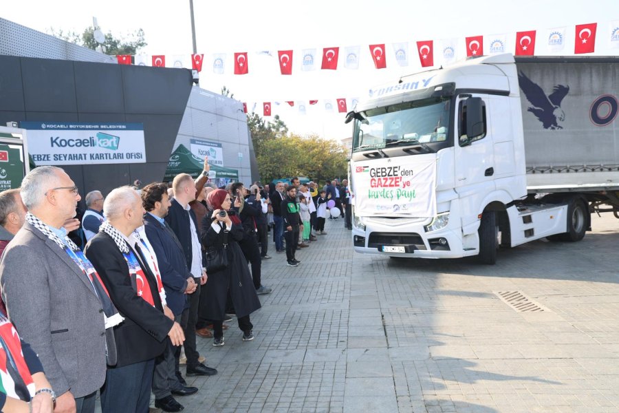 Gebze’den Gazze’ye Kardeşlik Eli: 10 Tır Yardım Dualarla Yola Çıktı