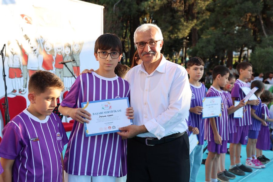 Gebze’de Yaz Spor Okulları Coşkuyla Tamamlandı