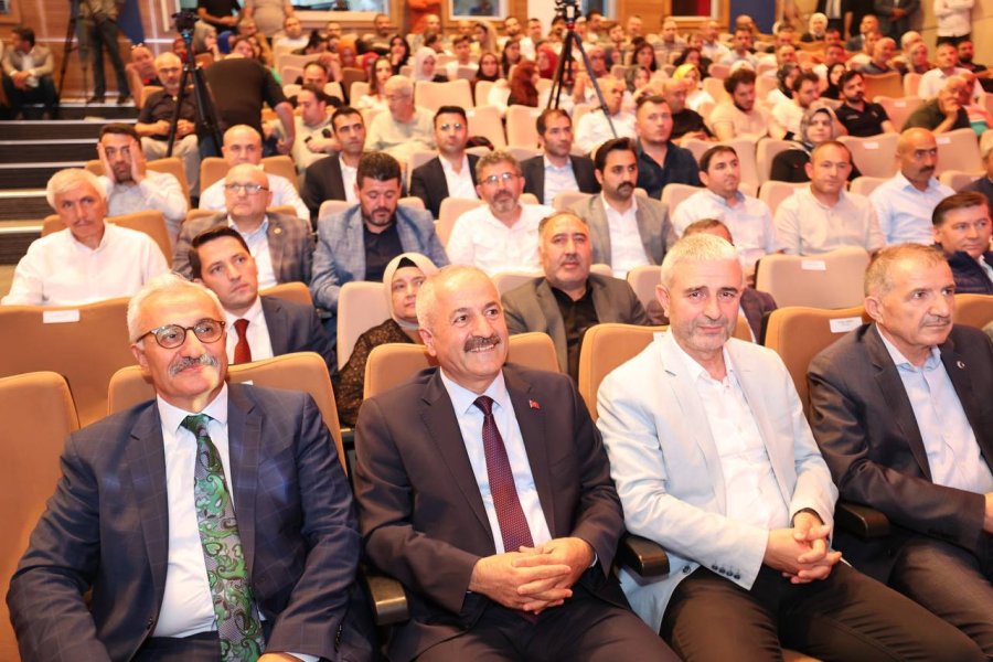 Gebze Belediyesi Hizmet ve Yatırım Dönem Toplantısında Konuşan Başkan BÜYÜKGÖZ: