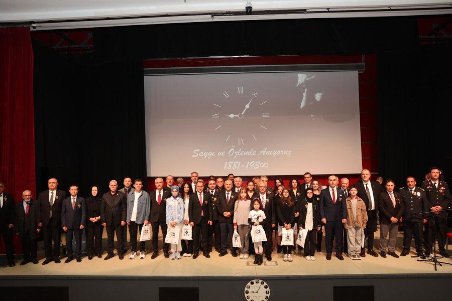 Gebze Atasını Saygıyla Andı 