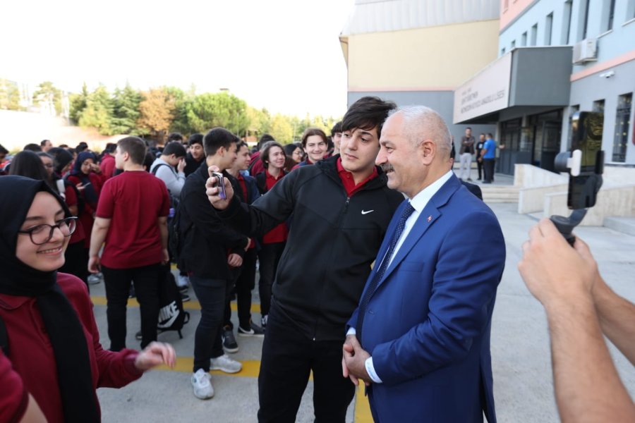 Başkan Büyükgöz Bayrak Töreninde