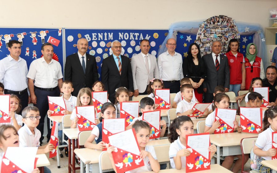 Başkan Büyükgöz karne törenine katıldı