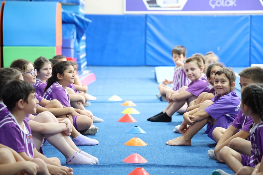 YAZ SPOR OKULLARINDA EĞİTİMLER BAŞLADI