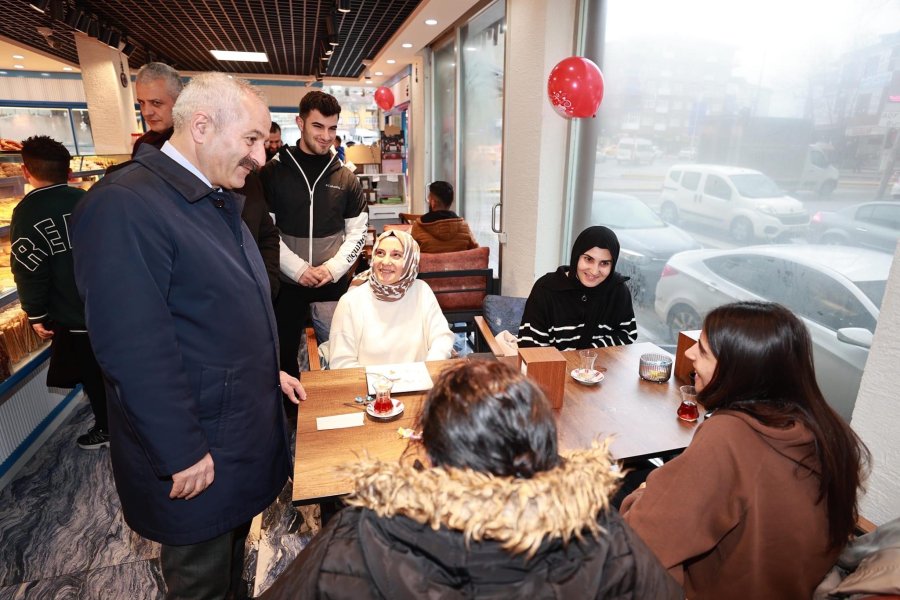 Başkan Adayı Büyükgöz Bağdat Esnaflarını Dinledi 