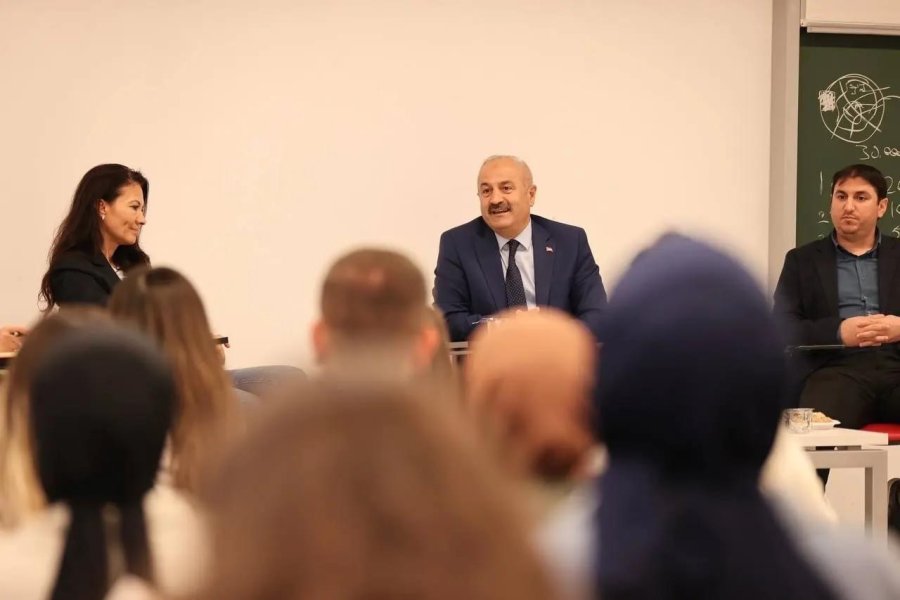 Başkan Büyükgöz Meslektaşlarıyla  Deneyimlerini Paylaştı   