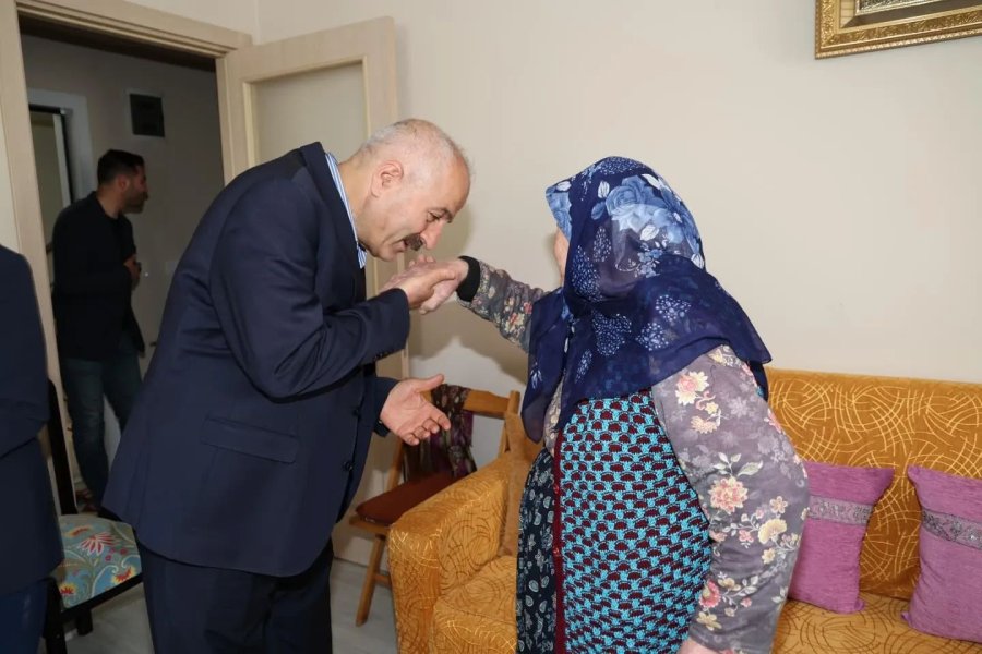  Başkan Büyükgöz’den Şehit Annesine Anlamlı Ziyaret 