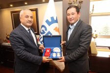 Başkan Büyükgöz´e Kırgızistan´dan Konuk Belediye Başkanları