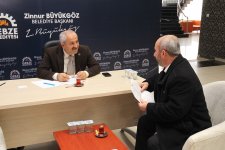 Başkan Büyükgöz vatandaşı dinliyor