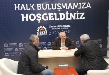 Başkan Büyükgöz vatandaşı dinliyor