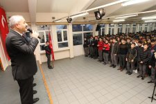 Kaymakam Güler ve Başkan Büyükgöz bayrak törenine katıldı