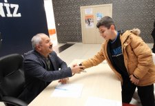 Başkan Halk Gününde; Başkan Büyükgöz’ün Genç Konukları