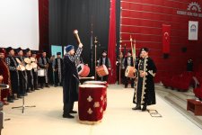 Ahmet Şimşirgil’den Osmanlı konferansı