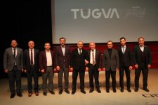 Ahmet Şimşirgil’den Osmanlı konferansı